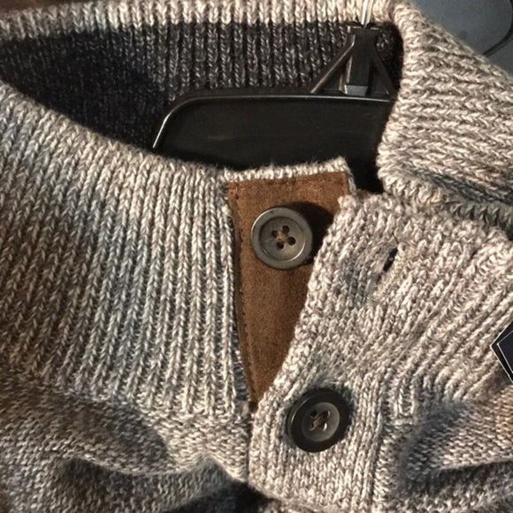 Chaps Classic Fit Twist Button Mock Sweater 2XLT - Picture 2 of 5